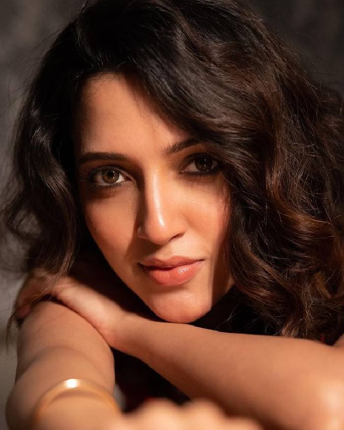 neha shetty_teluguvox 4